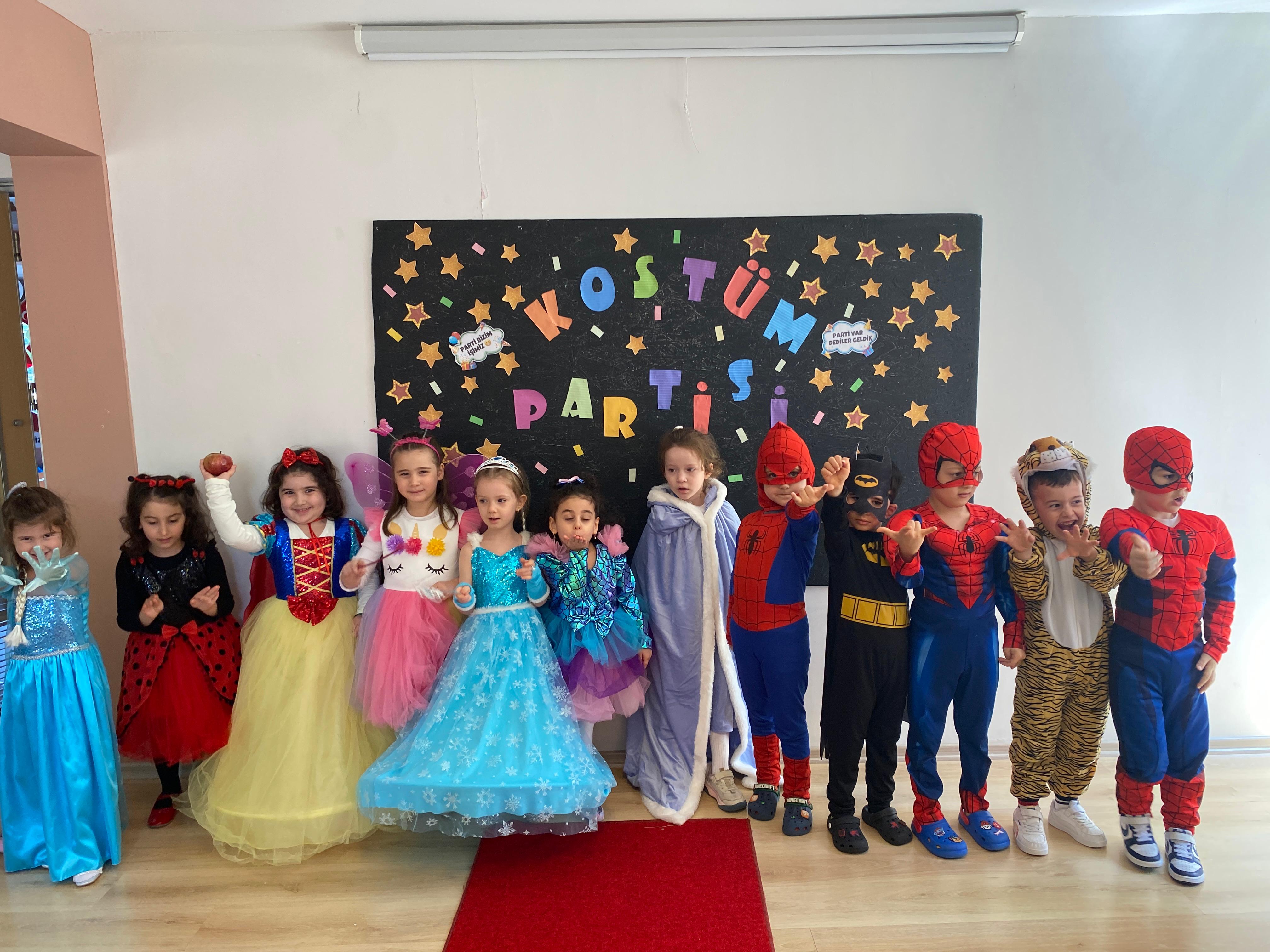 Günlük okul akışından sıcak bir sınıf karesi