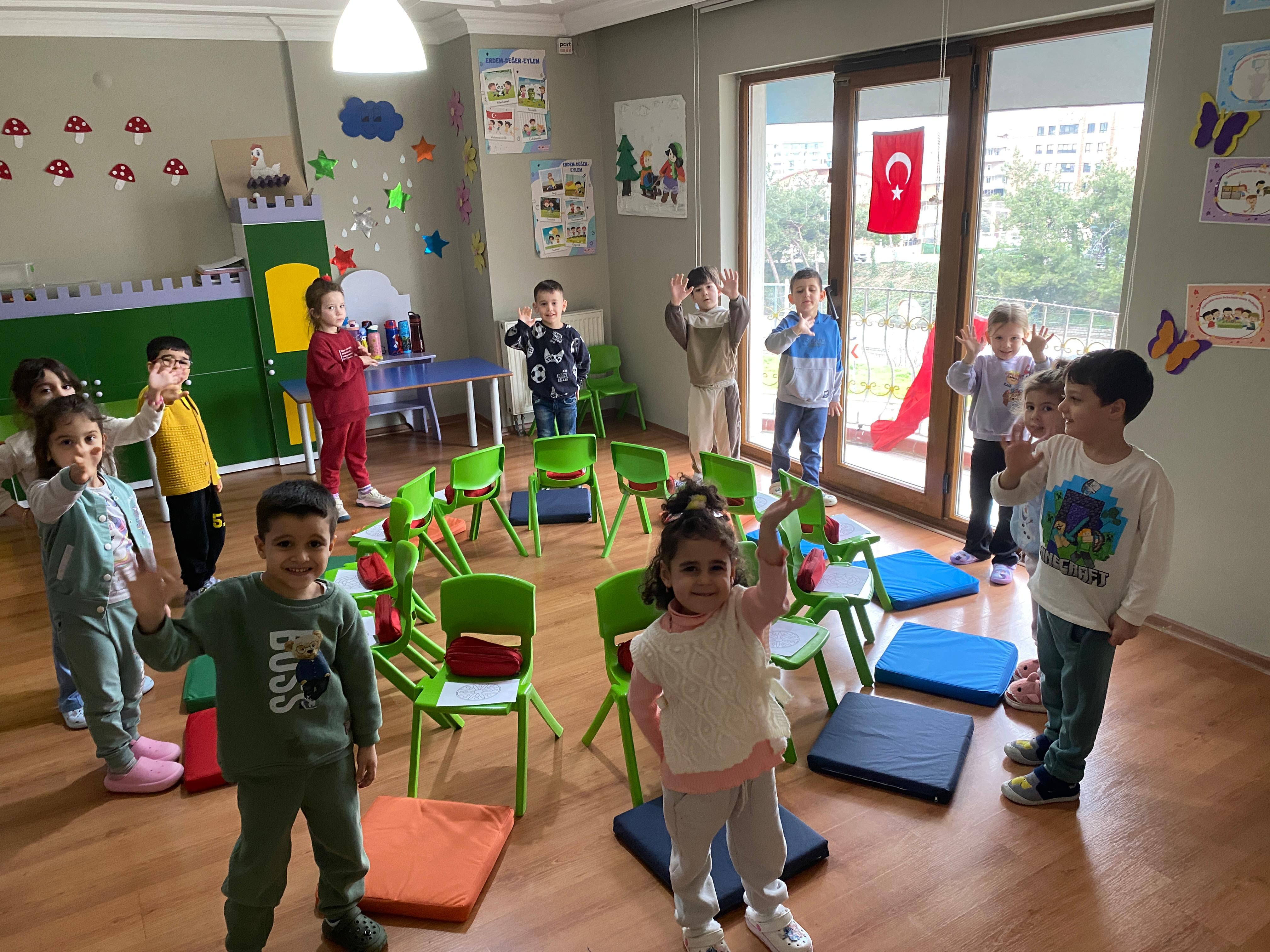 Okul yaşamından neşeli bir etkinlik anı
